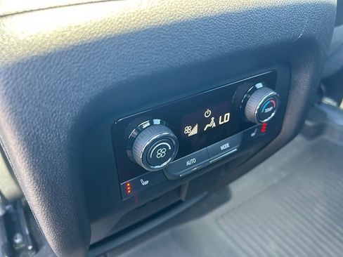 Used 2024 Chevrolet Traverse RS w/ LPO, Floor Liner Package image 37