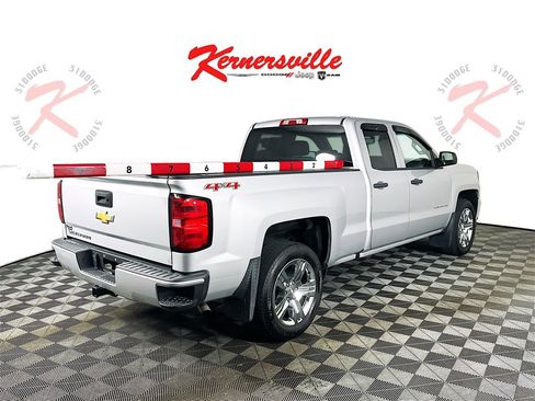 Used 2017 Chevrolet Silverado 1500 Custom w/ Custom Convenience Package image 7