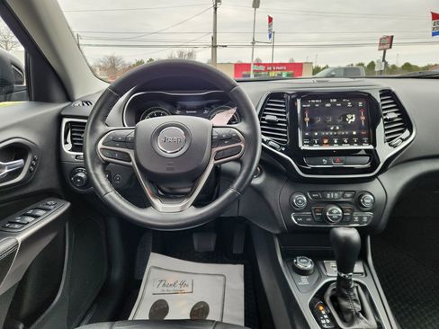 Used 2019 Jeep Cherokee Limited w/ Trailer Tow Group image 19