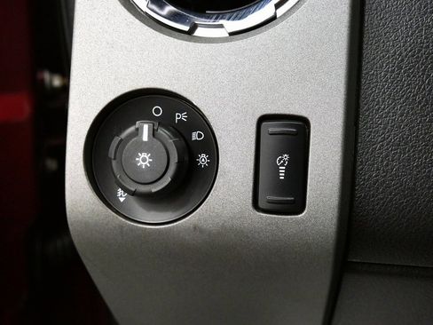 Used 2012 Ford F350 King Ranch w/ King Ranch w/Chrome Pkg image 28