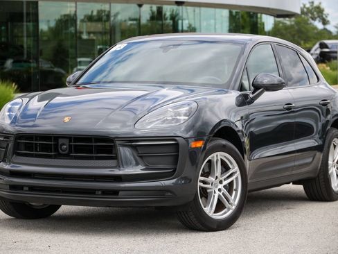 Used 2023 Porsche Macan Turbo AWD/4WD image 12