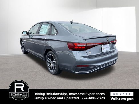 New 2026 Volkswagen Jetta SE image 7