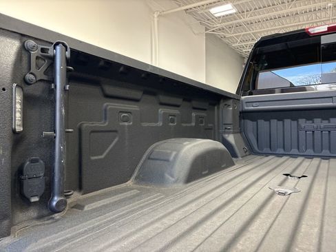 Used 2024 GMC Sierra 2500 Denali w/ Denali Reserve Package image 17