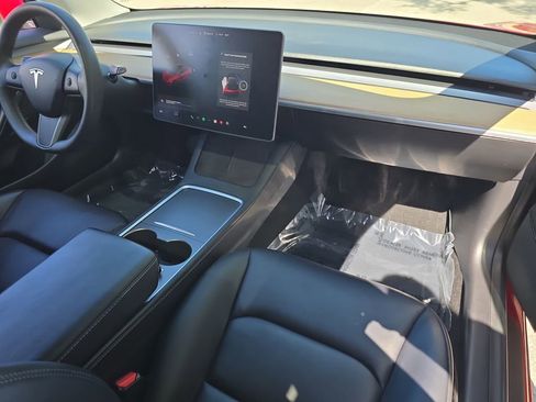 Used 2021 Tesla Model 3 Standard Range Plus image 10
