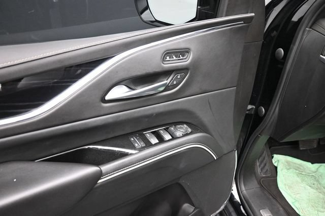 Used 2023 Cadillac Escalade Sport w/ Touring Package AWD/4WD image 18