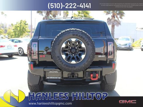 Used 2024 GMC Hummer EV 2X w/ Extreme Off-Road Package AWD/4WD image 8