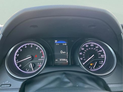 Used 2023 Toyota Camry SE image 12