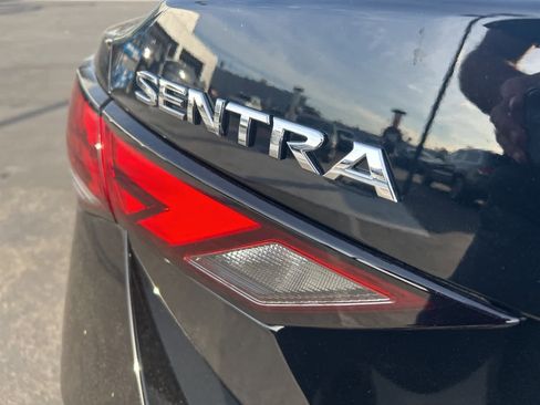 Used 2025 Nissan Sentra SV image 16