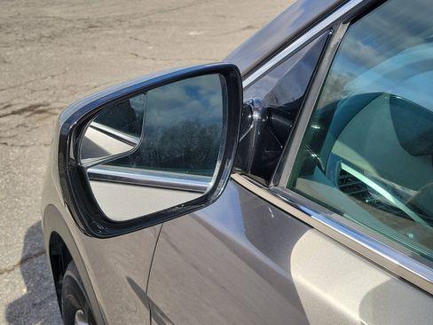 Used 2018 Hyundai Santa Fe Sport image 10