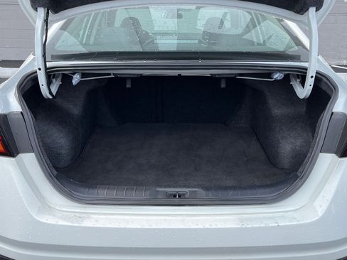 Used 2025 Nissan Altima 2.5 SV image 28