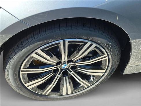 Used 2026 BMW 330i Sedan w/ Convenience Package RWD image 6
