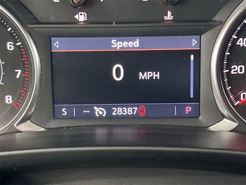 Used 2023 Chevrolet Blazer LT w/ Driver Confidence Package image 11