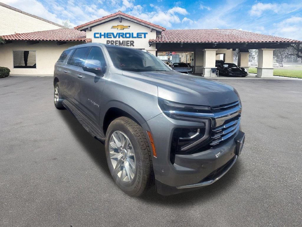 Used 2026 Chevrolet Suburban Premier AWD/4WD image 2