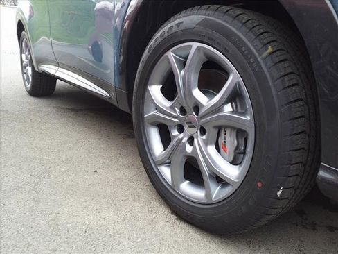 New 2024 Dodge Hornet R/T image 11