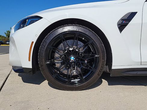 Used 2025 BMW M4 xDrive Competition AWD/4WD image 10