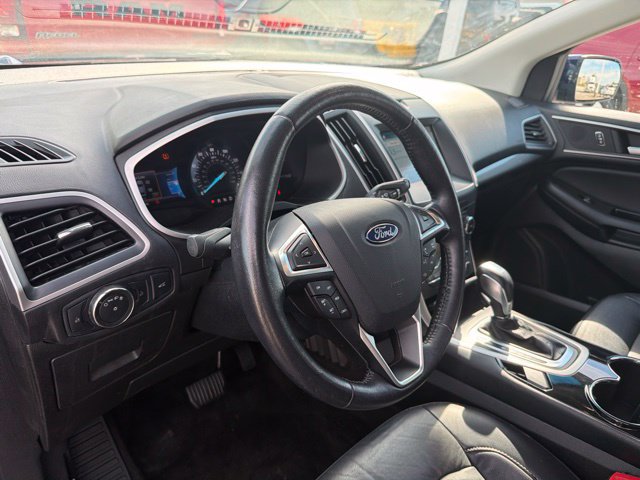 Used 2016 Ford Edge SEL w/ Equipment Group 201A AWD/4WD image 15
