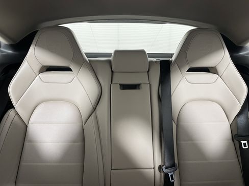 Certified 2026 Porsche Panamera image 16