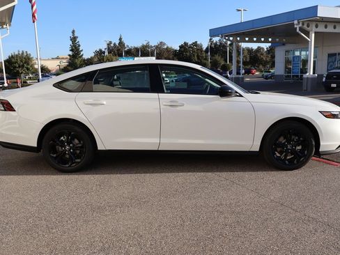 New 2026 Honda Accord SE image 4