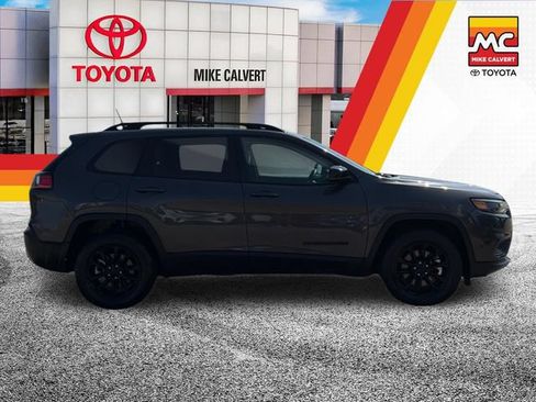 Used 2023 Jeep Cherokee Altitude Lux AWD/4WD image 6