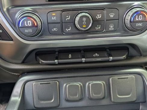 Used 2015 Chevrolet Silverado 1500 LTZ AWD/4WD image 34