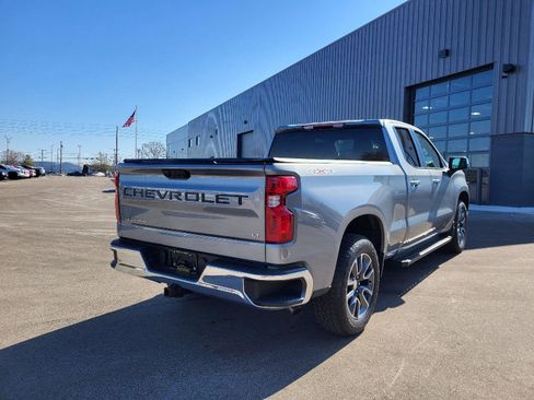 Used 2024 Chevrolet Silverado 1500 LT image 3
