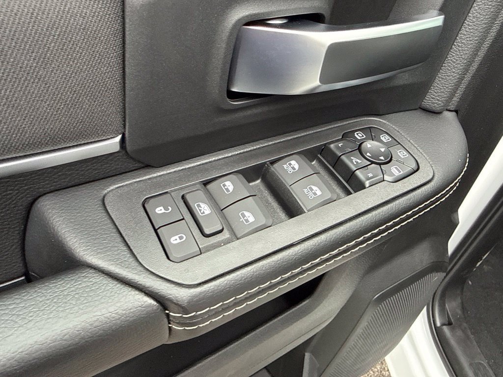 New 2027 RAM 2500 Big Horn AWD/4WD image 18