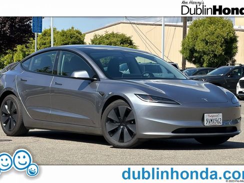 Used 2025 Tesla Model 3 Long Range AWD/4WD image 1