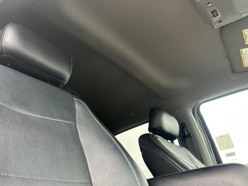 Used 2017 Ford F250 Lariat w/ Lariat Value Package AWD/4WD image 18