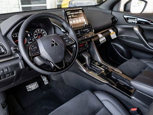 New 2025 Mitsubishi Eclipse Cross Black Edition image 6