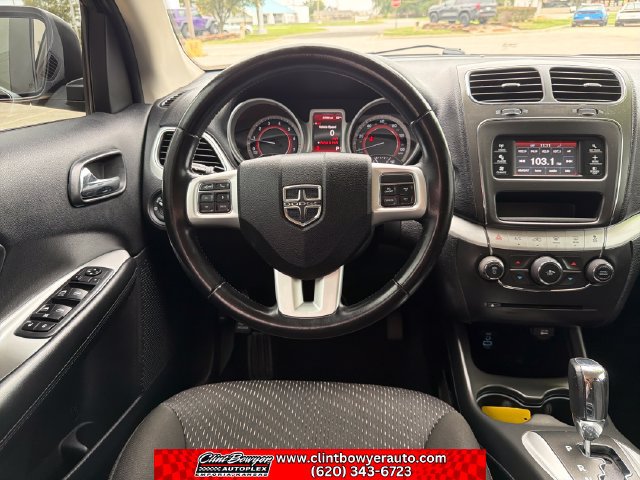 Used 2020 Dodge Journey SE w/ SE Popular Equipment Group FWD image 14