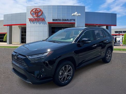 Used 2025 Toyota RAV4 Limited w/ Advanced Technology Package AWD/4WD image 5