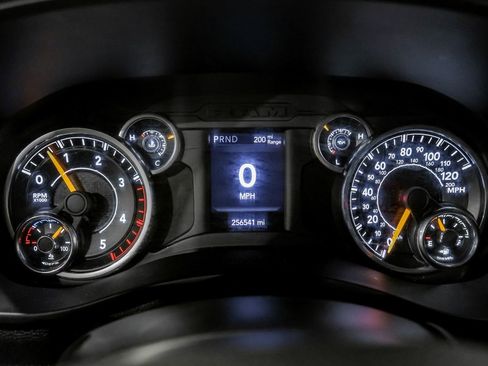 Used 2020 RAM 3500 Tradesman image 18