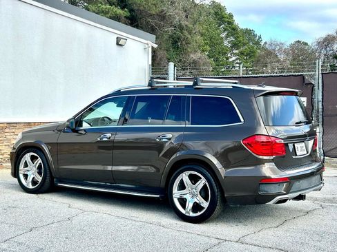 Used 2013 Mercedes-Benz GL 550 4MATIC image 6