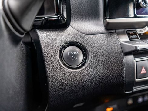 Used 2025 Toyota Camry SE image 24