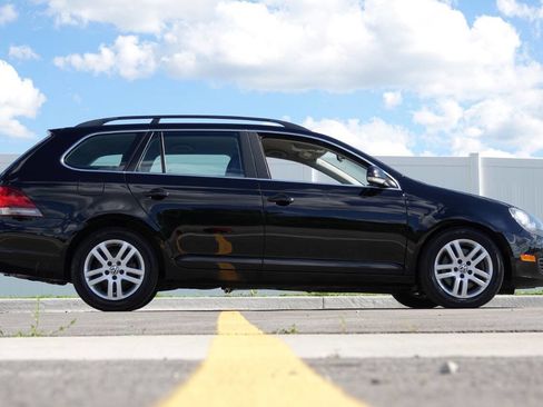 Used 2013 Volkswagen Jetta TDI FWD image 30