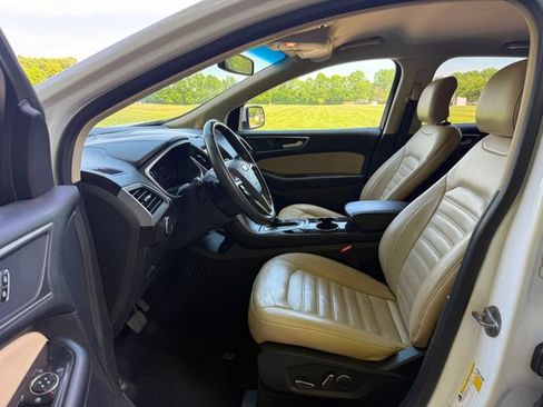 Used 2015 Ford Edge SEL w/ Equipment Group 201A AWD/4WD image 7