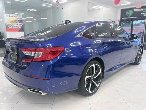 Used 2021 Honda Accord Sport image 12