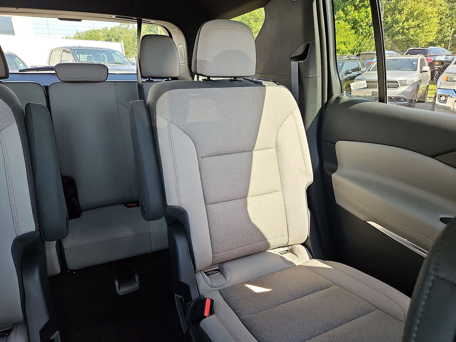 Used 2026 Chevrolet Traverse LT w/ Driver Confidence Package FWD image 15