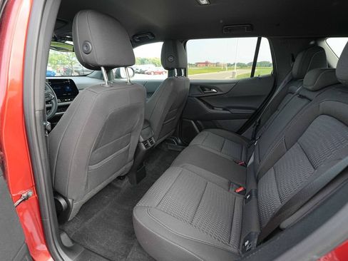 Used 2026 Chevrolet Equinox LT AWD/4WD image 18
