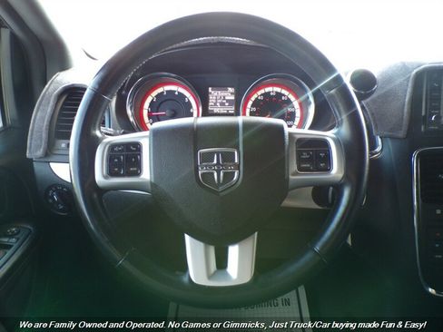 Used 2019 Dodge Grand Caravan GT FWD image 13