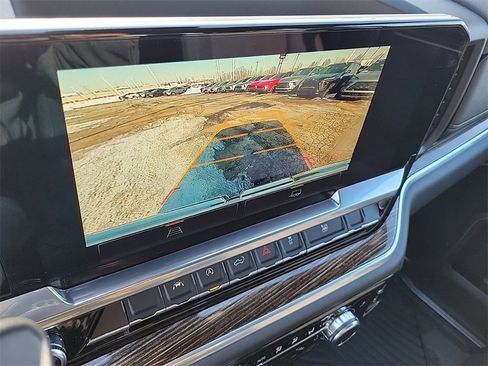 Used 2023 GMC Sierra 1500 SLE image 26