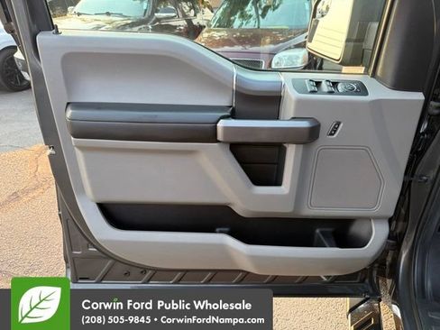 Used 2019 Ford F150 XLT w/ Equipment Group 302A Luxury AWD/4WD image 14