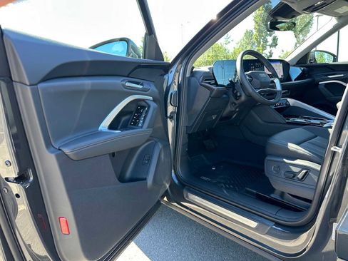 New 2025 Audi Q5 Premium image 19