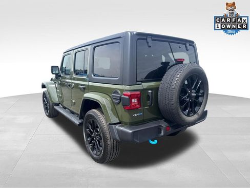 Used 2023 Jeep Wrangler Unlimited Sahara w/ Cold Weather Group AWD/4WD image 5