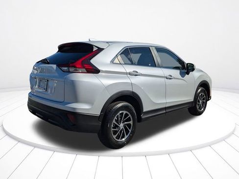 New 2026 Mitsubishi Eclipse Cross ES image 3