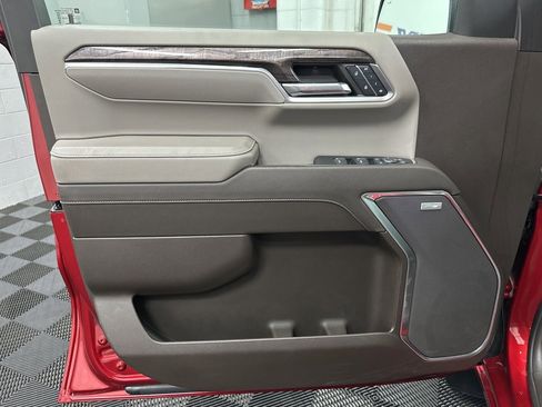 Used 2024 Chevrolet Silverado 1500 LTZ w/ Technology Package image 17