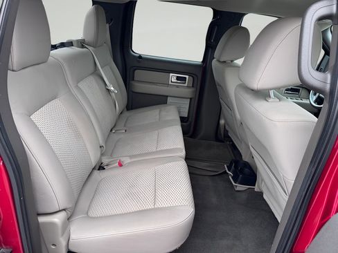 Used 2010 Ford F150 XLT image 28