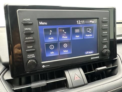 Used 2021 Toyota RAV4 LE FWD image 62