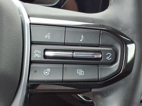 Used 2023 Chevrolet Colorado LT w/ LT Convenience Package III AWD/4WD image 26