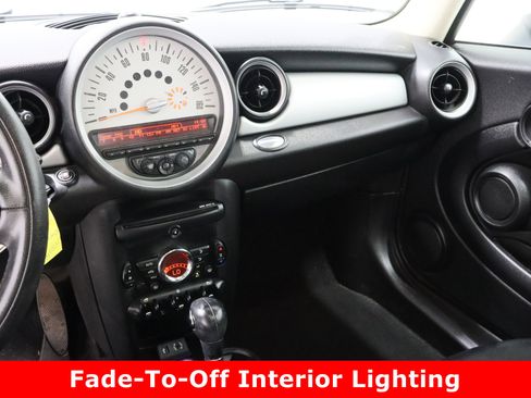 Used 2013 MINI Cooper Hardtop image 15